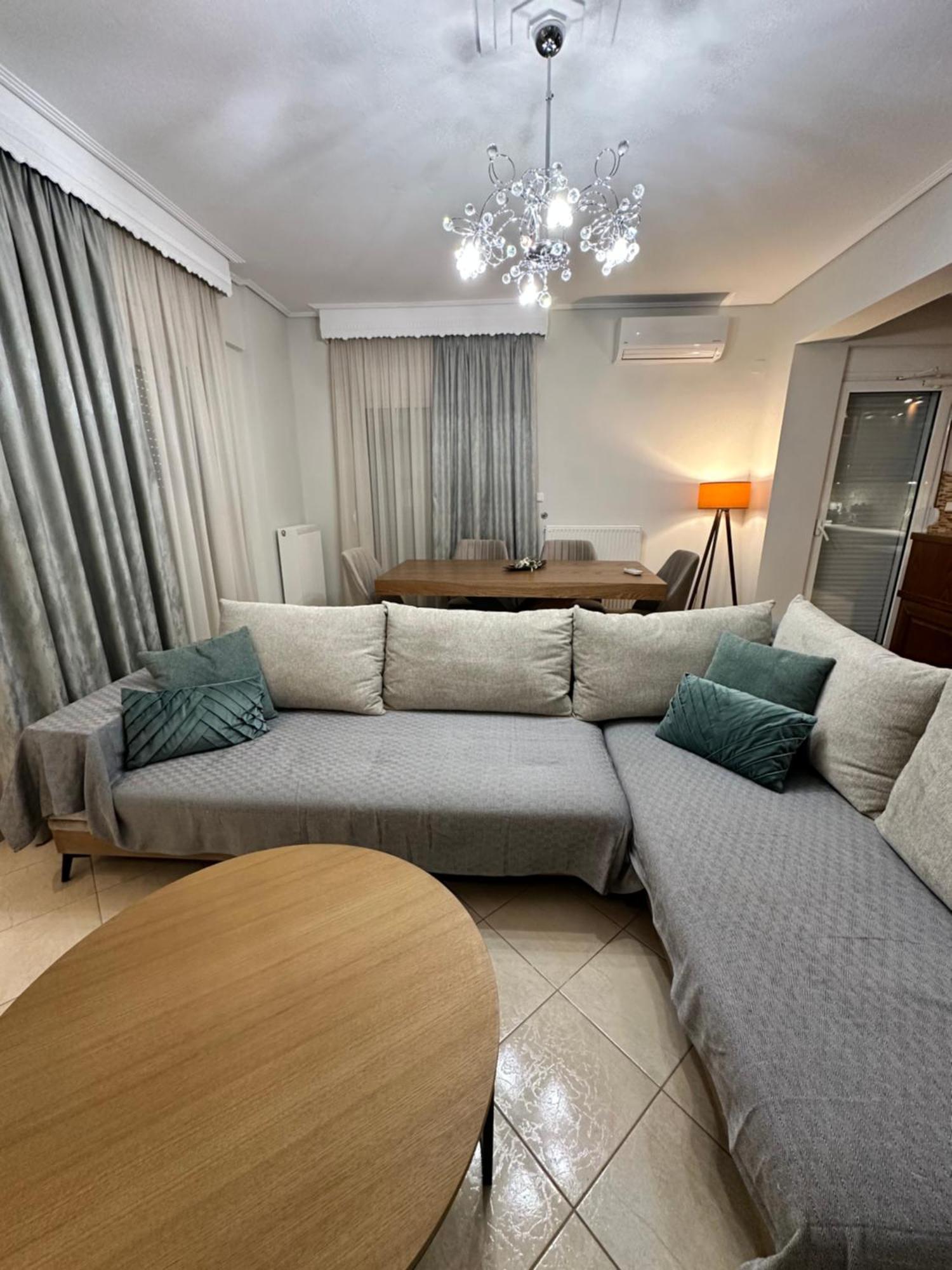 Mandalena Luxury Larissa Apartment Ngoại thất bức ảnh